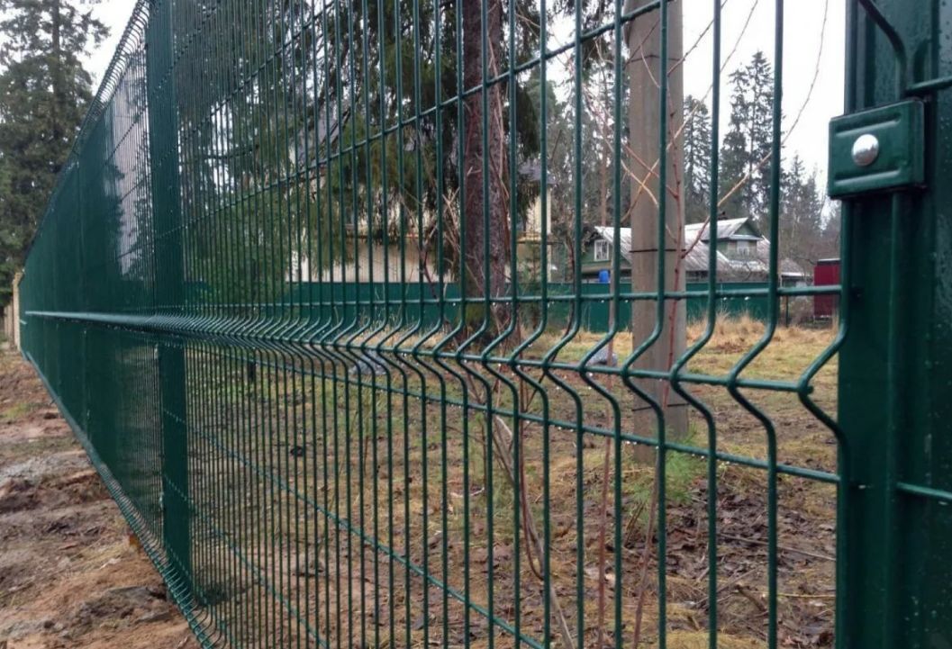 Забор из сетки 3д фото
