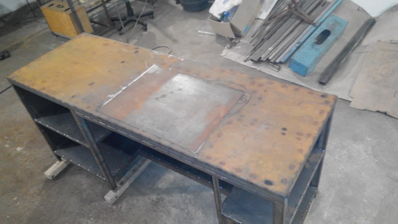 Стол для сварки из листового металла