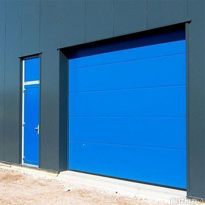 Ворота секционные (3000 x 3000) промышленные, синие