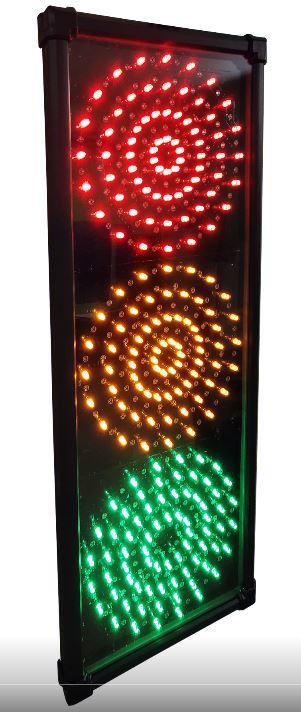 Светофор светодиодный трехсекционный ИС-Т8.3/3 100 мм